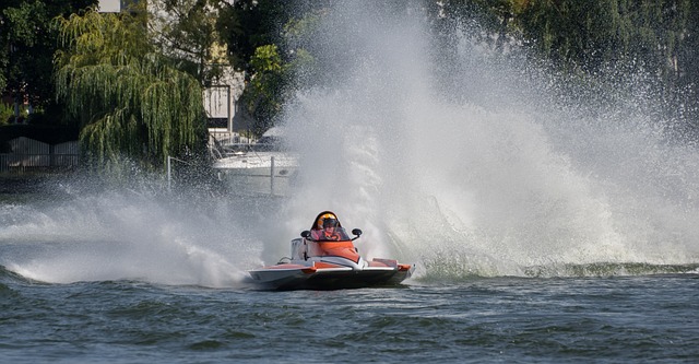 尤文官方:萨沃纳右大腿二头肌拉伤,预计缺阵15天.