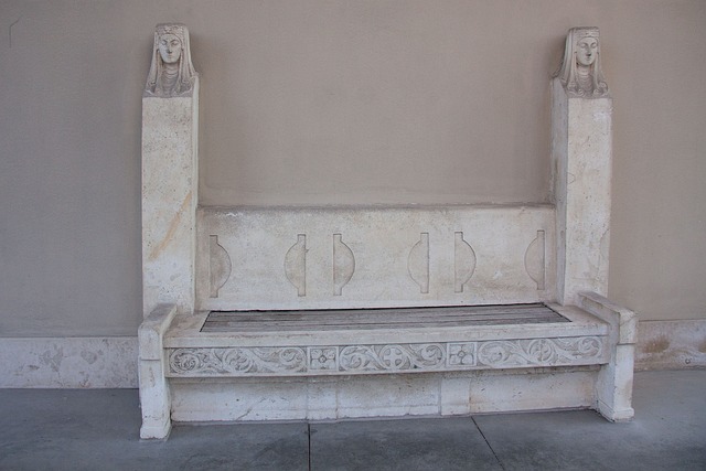 人不知不觉 人不知不觉